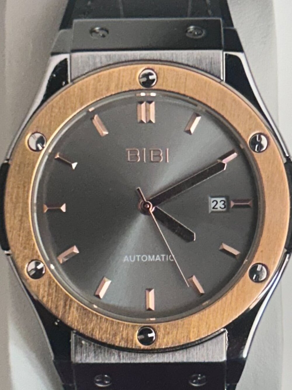 BiBi-B1119 Two-tone rose gold case, grey dial, grey silicone band